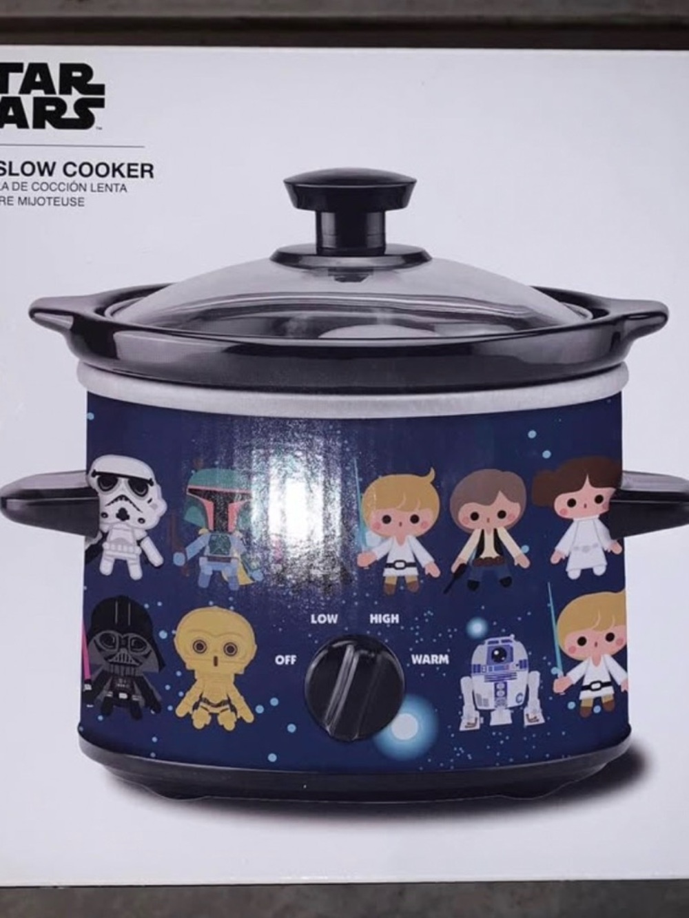 Star Wars Black 2-Quart Slow Cooker with Character Logo - Kitchen Appliance